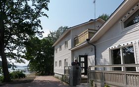Ceracon Inn